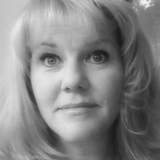 Janie Brown Photo 13