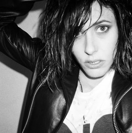 Amy Avila Photo 11