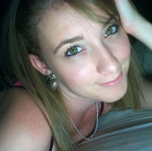 Victoria Gough Photo 3