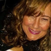 Michele Tracy Photo 8