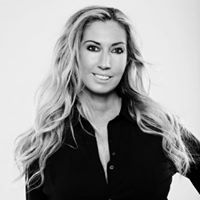 Allison Straw Photo 2