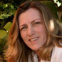 Alison Davison Photo 16