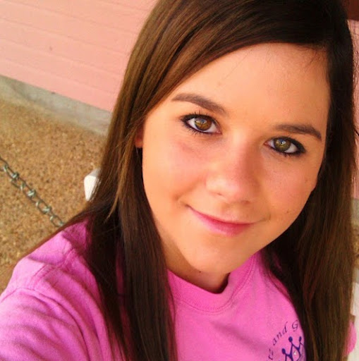 Allison Arnold Photo 31