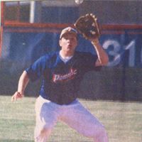Tyler Lowe Photo 6