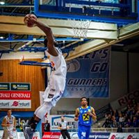Christopher Mcnealy Photo 20