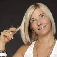 Daniela Anders Photo 7