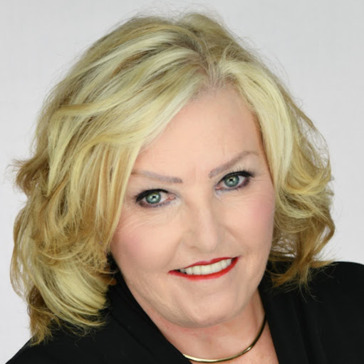 Kim Taylor Photo 24