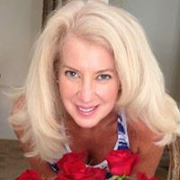 Julie Tackett Photo 33