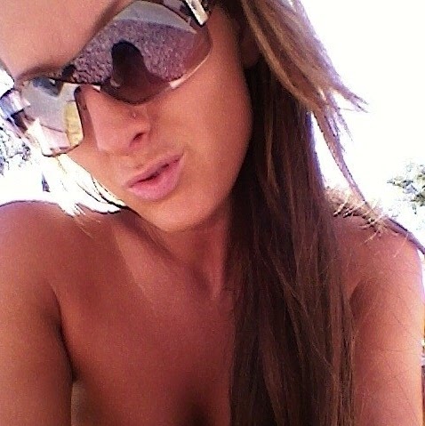 Melissa Mathews Photo 22