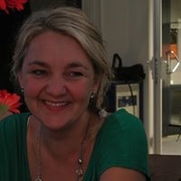Christine Jacobsen Photo 16