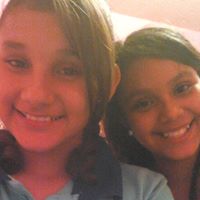 Jacqueline Calderon Photo 17