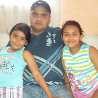 Rene Ulloa Photo 7