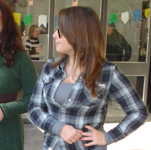 Danielle Goss Photo 31