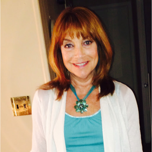 Lori Scott Photo 38