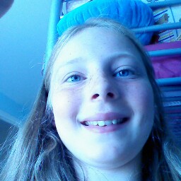 Rebecca Winkler Photo 14