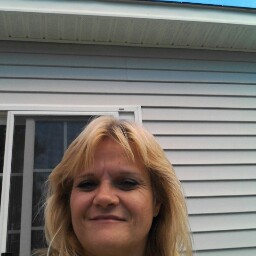 Lesa Miller Photo 37