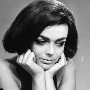 Barbara Steele Photo 10