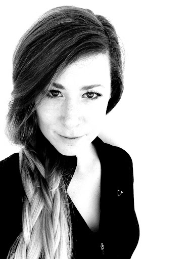 Catherine Hess Photo 8