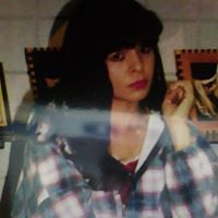 Elizabeth Lund Photo 30