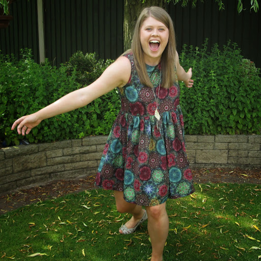 Emily Heath Photo 10