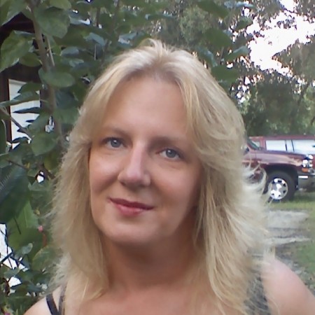 Samantha Price Photo 3