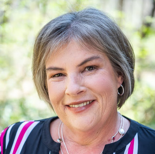 Janet Clement Photo 28