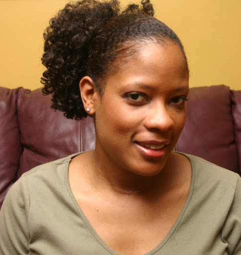 Yvette Jones Photo 36