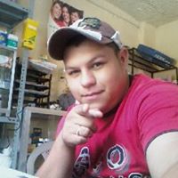 Alexander Torres Photo 15