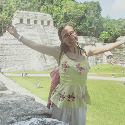 Lizeth Fuentes Photo 21