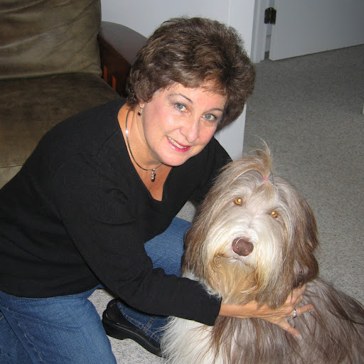 Anne Hunter Photo 14