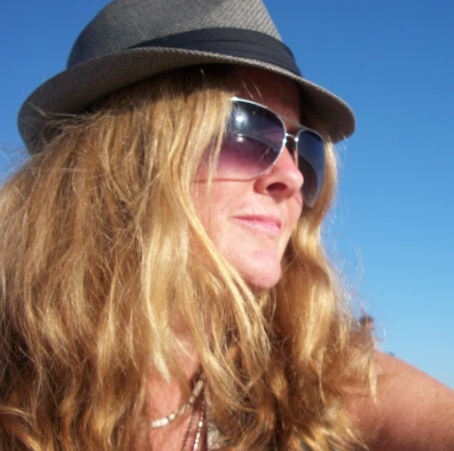 Angie Brooks Photo 9
