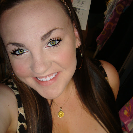 Courtney Wallace Photo 2