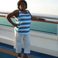 Gloria Solomon Photo 22