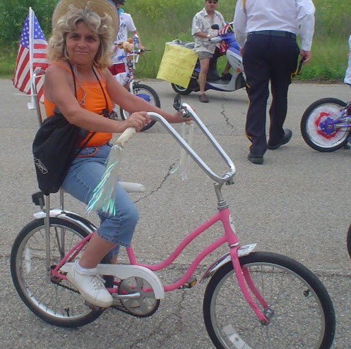 Elizabeth Cagle Photo 5