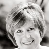 Eileen Moran Photo 10
