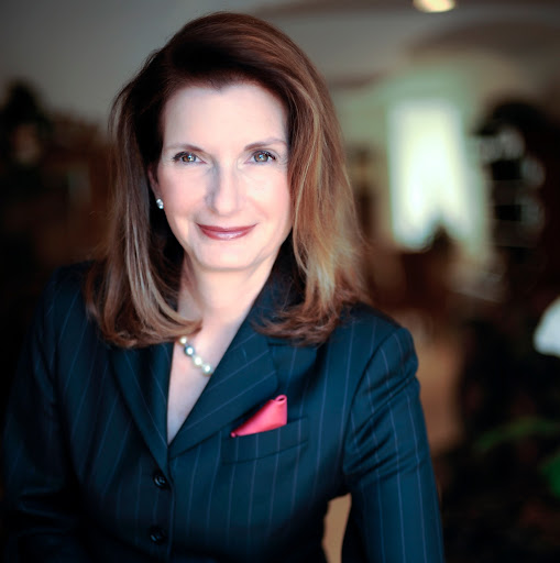 Angela Dailey Photo 6