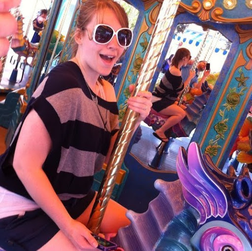 Jennifer Langston Photo 24