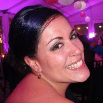 Dana Mitchell Photo 26