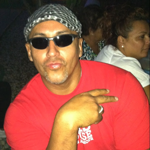 Ricky Ramirez Photo 39