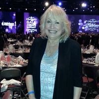 Vicki Reese Photo 8