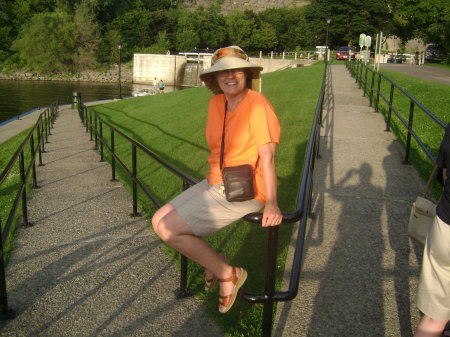 Susan Gray Photo 19