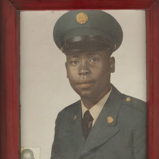 Jeffrey Lloyd Photo 18