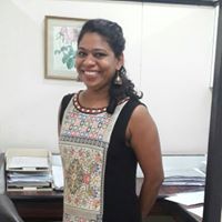 Julia Lobo Photo 6