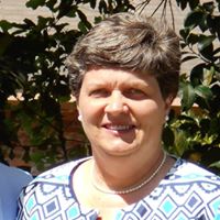 Ellen Howard Photo 37