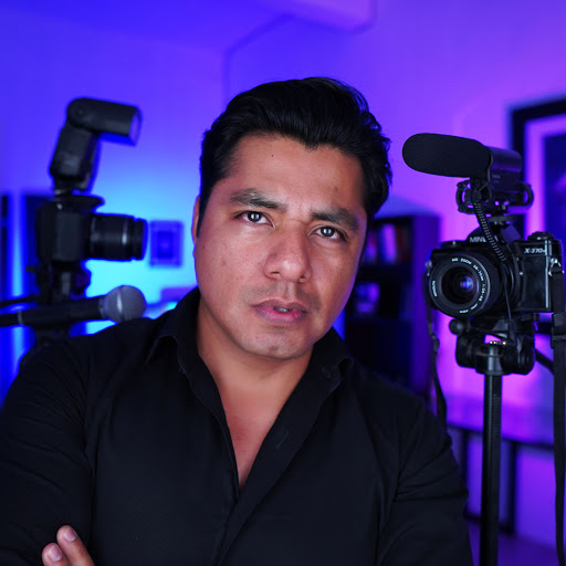 Eduardo Angeles Photo 28