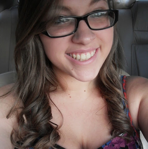Lindsey May Photo 29