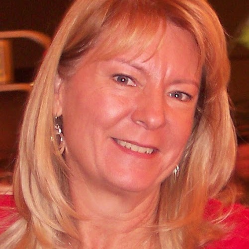 Sandra Robinson Photo 32