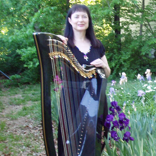Suzanne Shields Photo 23