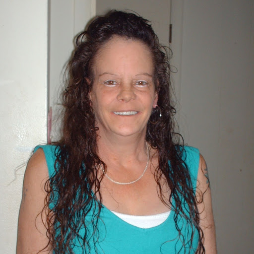 Linda Phipps Photo 29