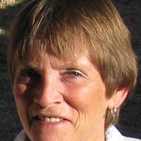 Julie Cooper Photo 17